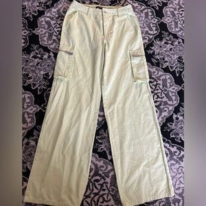 Cargo pants ‼️ never worn!! Lime green for the summer…